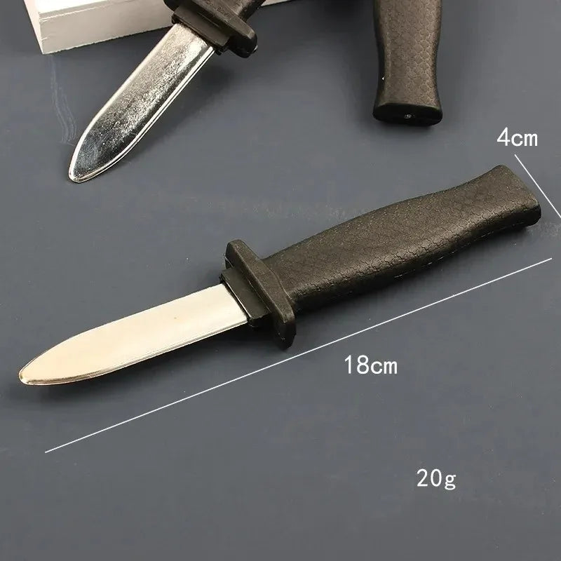 Retractable Fake Knife - Adult Plastic Magic Prank Toy for Jokes, Scary Tricks & Halloween Props (Realistic Toy)